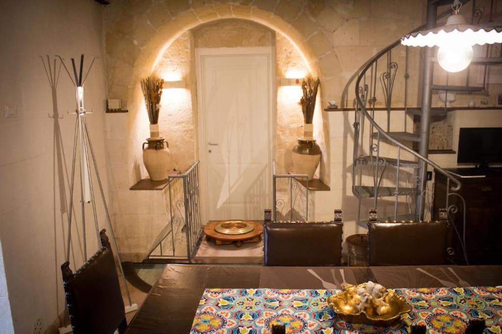 Casa Masiello La Casa Tipica Dei Sassi Di Matera Buitenkant foto