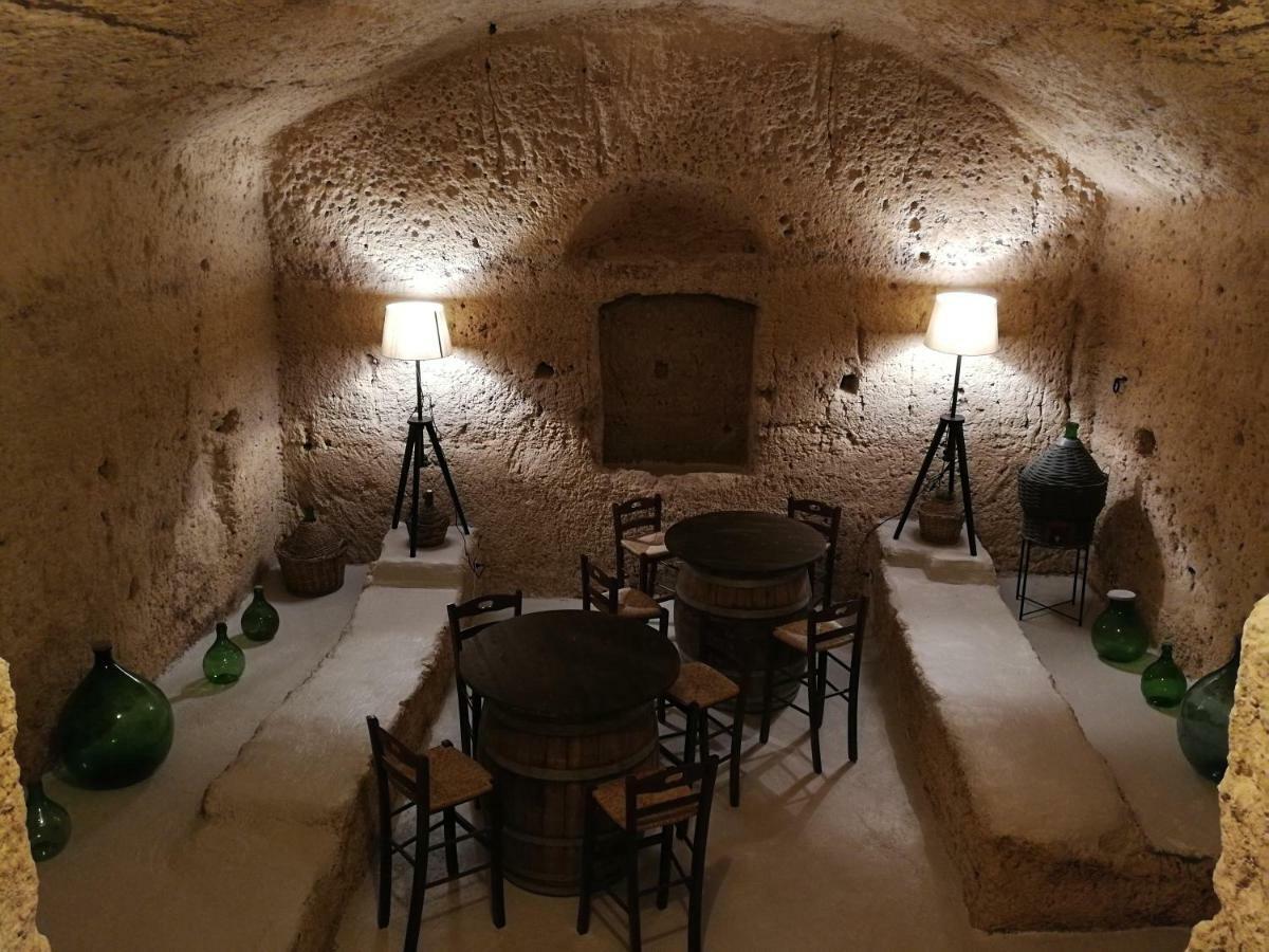 Casa Masiello La Casa Tipica Dei Sassi Di Matera Buitenkant foto